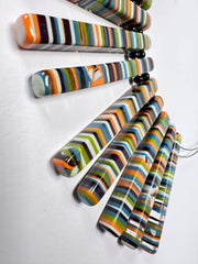 Jackie Brazil "Cleopatra" Liquorice Thin Rectangles On Wire Resin Choker Necklace ( N2660 )