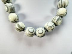 Jackie Brazil "Cat Eyes" Cream Mix Liquorice Balls Resin Necklace 50cm ( N0894 )