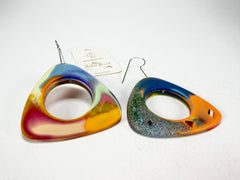 Jackie Brazil "Triangle" Tropicalia On Hook Resin Earrings ( E2377 )