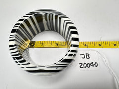 Jackie Brazil "Cat Eye" Liquorice Allsorts Black & White Striped 5cm Resin Bangle ( B2053 )