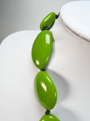 Jackie Brazil "Green Gloss" Short Flat Riverstones 50cm Necklace ( N3616 )
