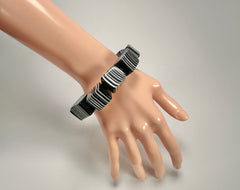 Jackie Brazil "POP" Liquorice Black & White Small Cubes Bracelet ( B0224 )