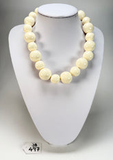 Jackie Brazil "Large Spheres" Cream Short Abstract Necklace 50cm ( N2692 )