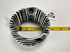 Jackie Brazil "Cat Eye" Liquorice Allsorts Black & White Striped 5cm Resin Bangle ( B2195 )