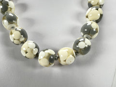 Jackie Brazil "Spotted Balls" Cream Spots Resin Necklace 50cm ( N1500 )