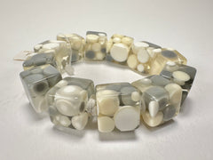 Jackie Brazil "Spots" Spotted Cubes On Elastic Cream Mix Resin Bracelet ( B1284 )