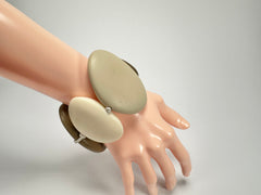 Jackie Brazil "Riverstones" Boheme Large Flat Stones On Elastic Bracelet ( B3716 )