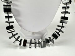 Jackie Brazil "Bar Code" Black & White Liquorice Squares 110cm Resin Necklace ( N2200 )