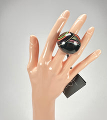 Jackie Brazil "Berlin" Swirls Black Large Round Resin Ring ( R3195 ) Size UK P / USA 7.5