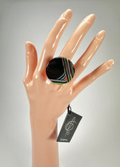 Jackie Brazil "Coast" Swirls Black Circle Resin Ring ( R3198 ) Size UK Q / USA 8