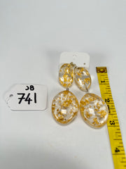 Jackie Brazil "Gold Flakes" Medium Riverstone Double Pendant Resin Earrings ( E3900 )
