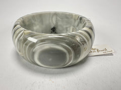 Jackie Brazil "All Sorts "Liquorice w/Cat Eye Cream Mix 3.4cm Bangle ( B2444 )