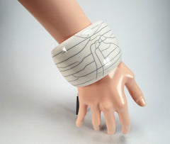 Marion Godart - Fragmental "Fissures" Cream Solid Round 5cm Bangle