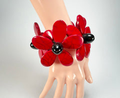 Marion Godart - Floral "Grand Pétale x Fragmental" Red Flower Elasticated Resin Bracelet