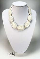 Marion Godart - Fragmental "Forme Ovale" Cream Resin Necklace