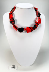 Marion Godart - Fragmental "Bord Dentelé" Black & Red Resin Necklace