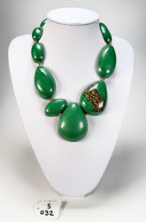 Sobral - Metalique Orlando "Elen" Green Resin Necklace ( 005411 )
