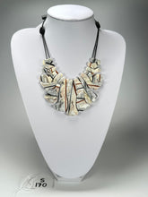 Sobral - Lágrima D'or "Profundo" Resin Necklace ( 005100 )