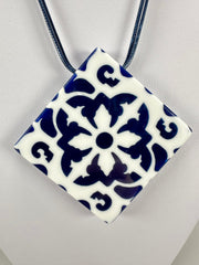 Sobral - Lisboa "Belém" Resin Necklace ( 005484 )