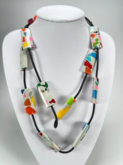 Sobral - Art Deco "Cliket" Resin Necklace ( 003053 )