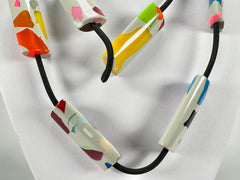 Sobral - Art Deco "Cliket" Resin Necklace ( 003053 )