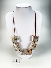 Sobral - Minas Gerais "Capitólio" Resin Necklace ( 005544 )