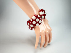 Sobral - Dots "Nº F" Red & White Elasticated Resin Bracelet ( 005361 )