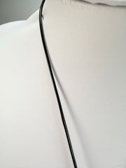 Sobral - Dots "Nº F" Red & White Pendant Resin Necklace ( 005357 )