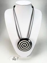 Sobral - Atelie "Sobralhausen" Studio Creation Resin Necklace ( 000000 )