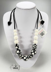 Zsiska - Itsy Bitsy Black & White Resin Necklace ( 9410101BLWHQ15 )