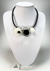 Zsiska - Flora "Prue Leith" Black & White 3 Bead Resin Necklace ( P070151FLO1303 )