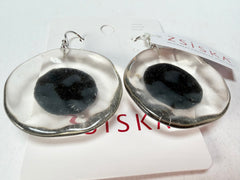 Zsiska - Flora "Prue Leith" Short Hook Black & White Resin Earrings ( P070501BLAKQ00 )