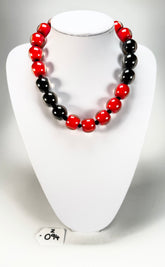 Zsiska - Colourful Beads 20 Bead Onyx & Crimson Resin Necklace ( 40101319132Q20 )