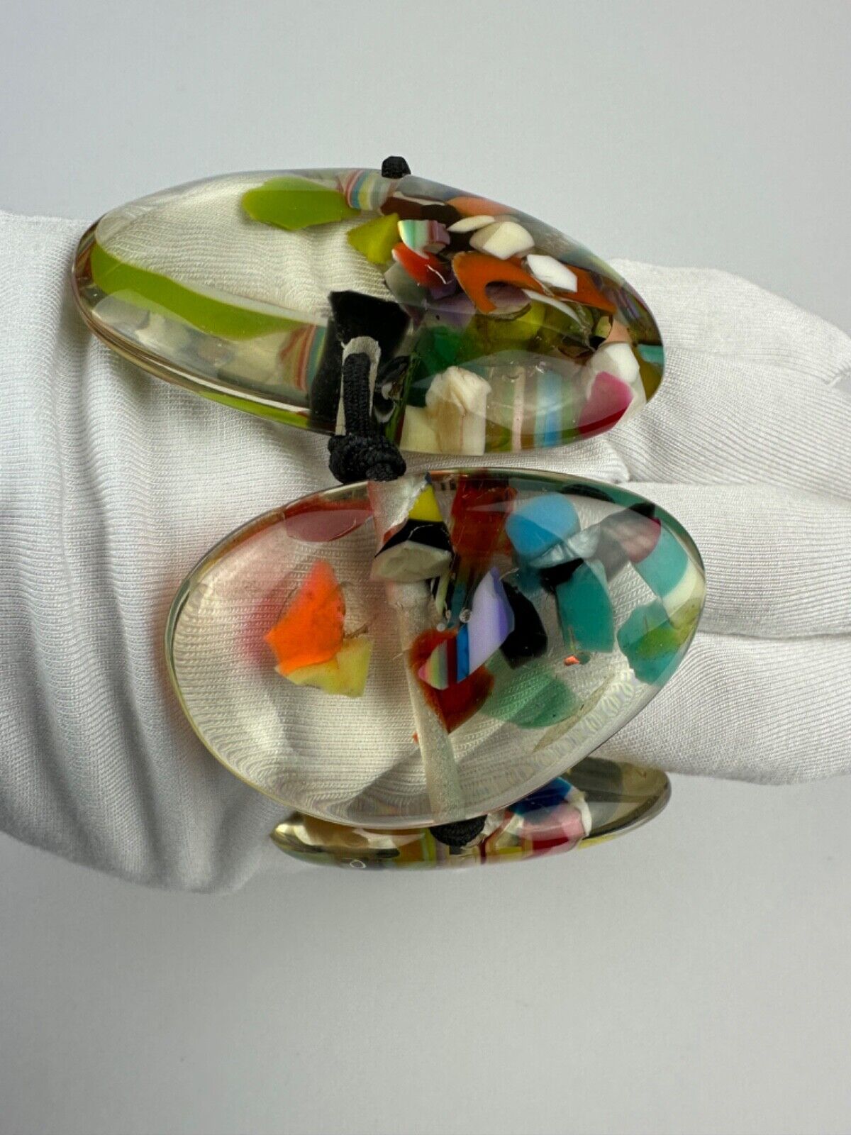 Jackie Brazil "Riverstones" Cascade Large Flat Stones On Elastic Bracelet ( B3716 )