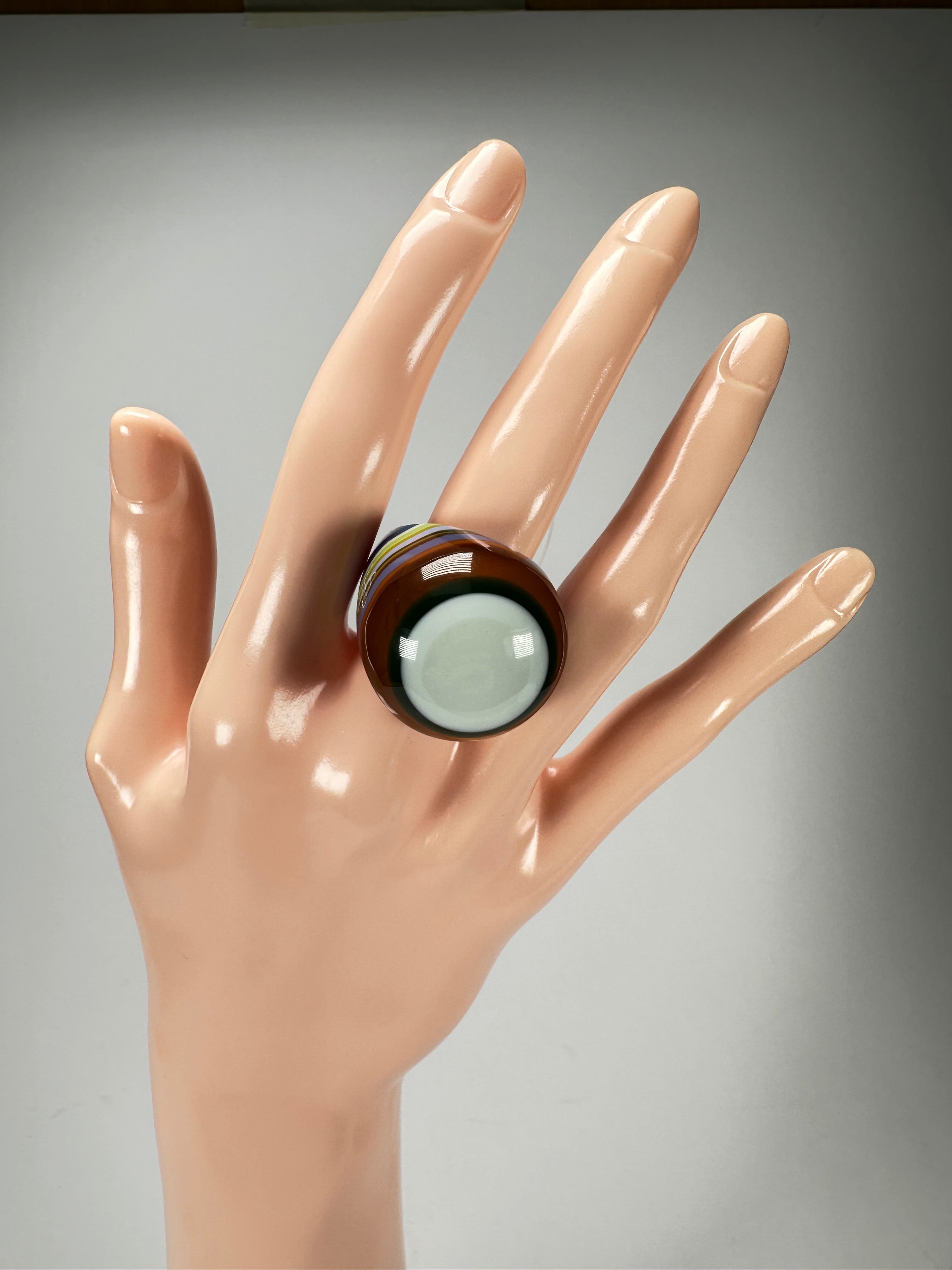 Jackie Brazil "Cat Eye" Liquorice Spring Mix Large Domed Resin Ring ( R1159 ) UK P / USA 7.5