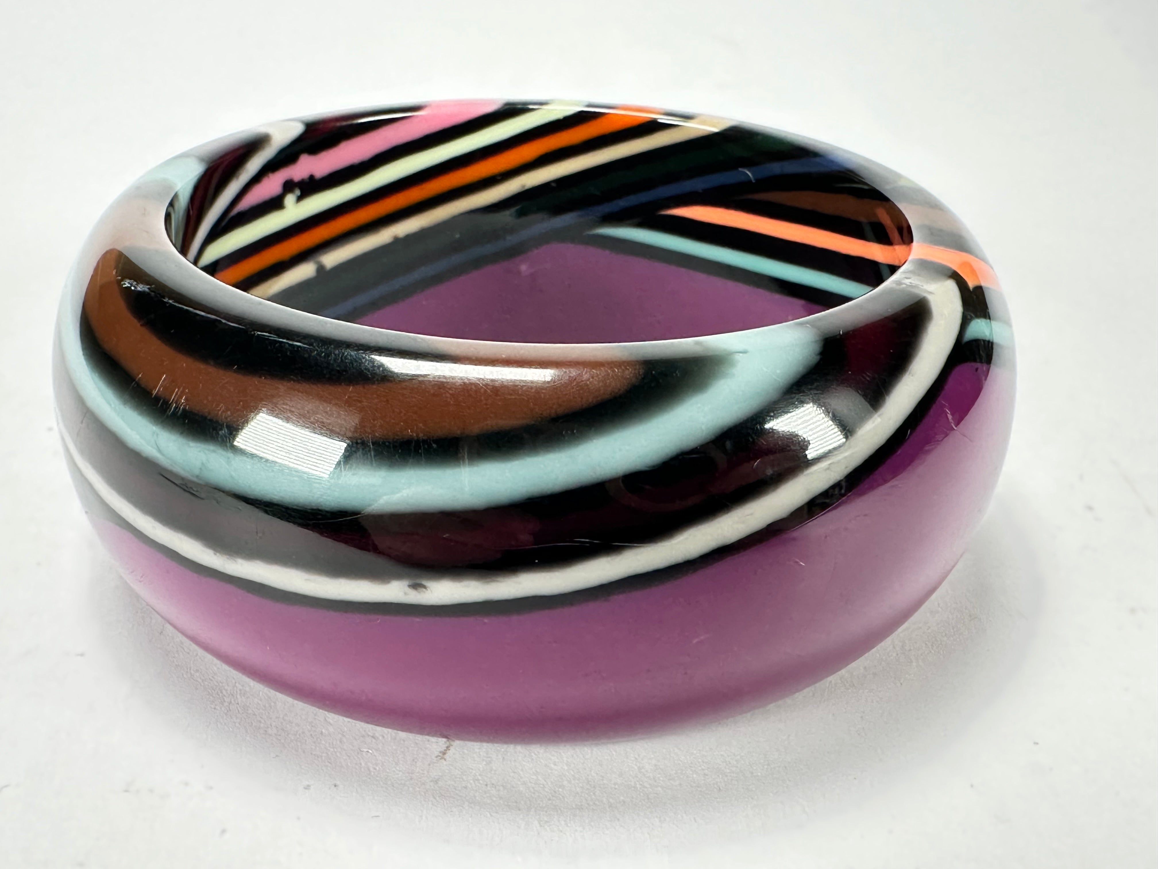 Jackie Brazil "Optic" Purple & Colour Swirls Solid Round 3.4cm Bangle ( B3170 )