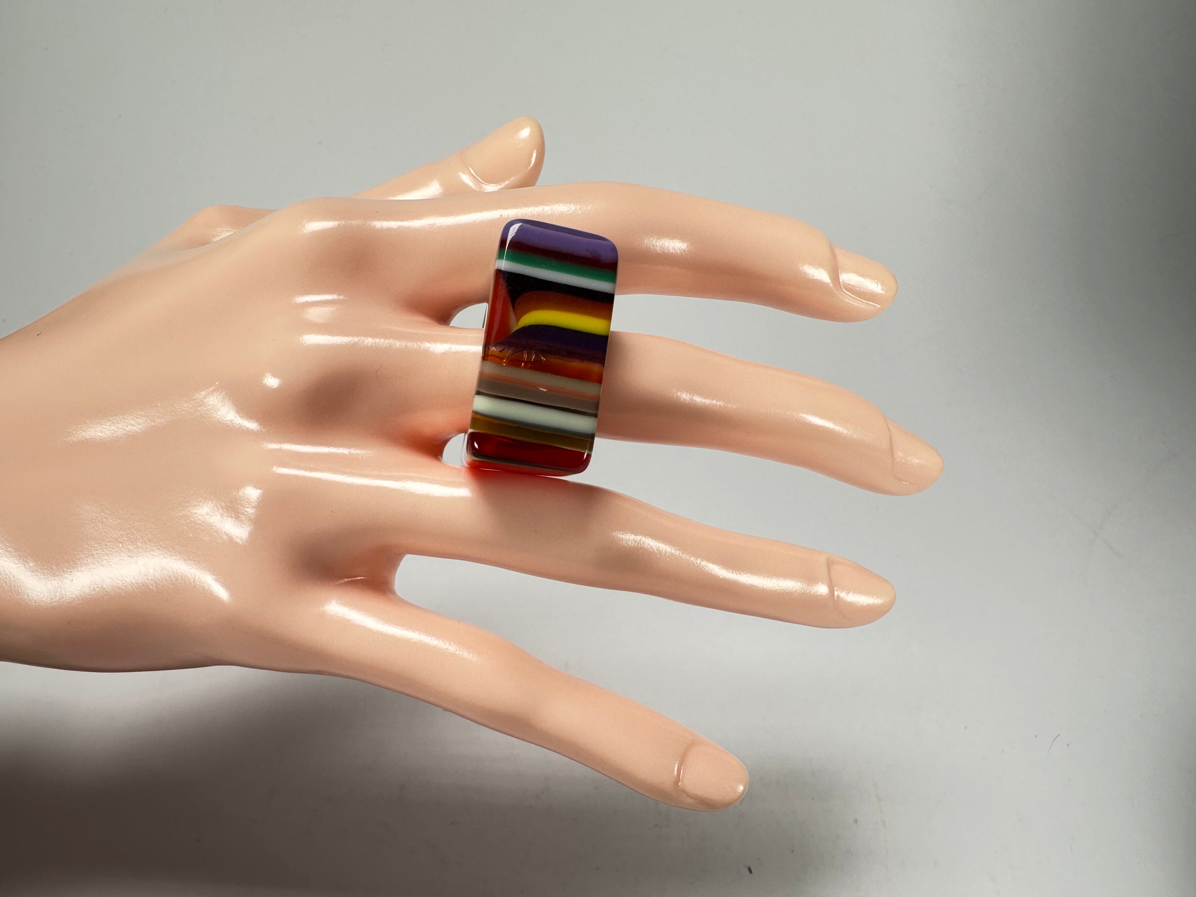 Jackie Brazil "Leda" Liquorice Allsorts Pop Art Colour Mix Resin Ring ( R2269 ) UK P / USA 7.5