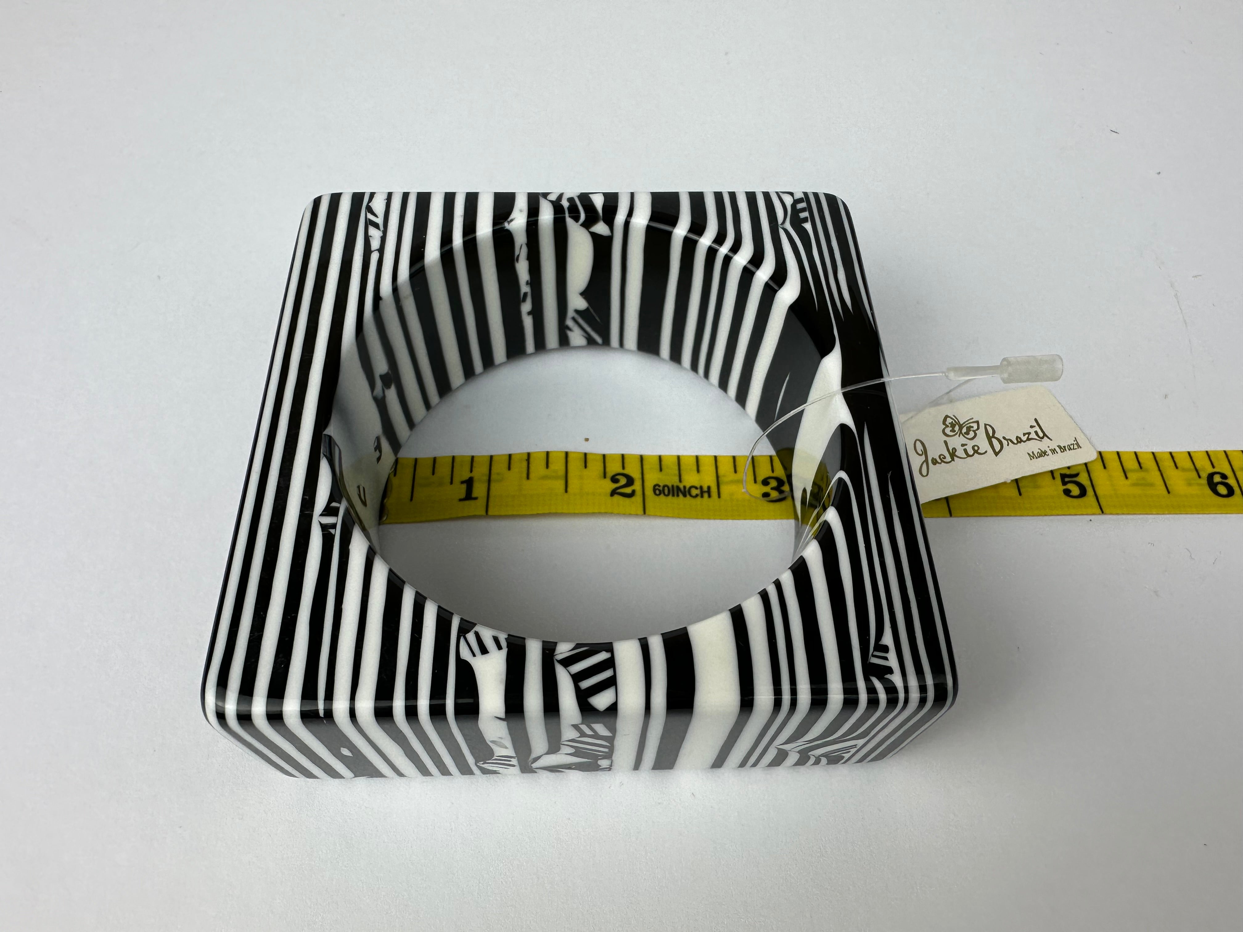 Jackie Brazil "Zebra" Liquorice Allsorts Black & White Striped 3.4cm Square Resin Bangle ( B2056 )