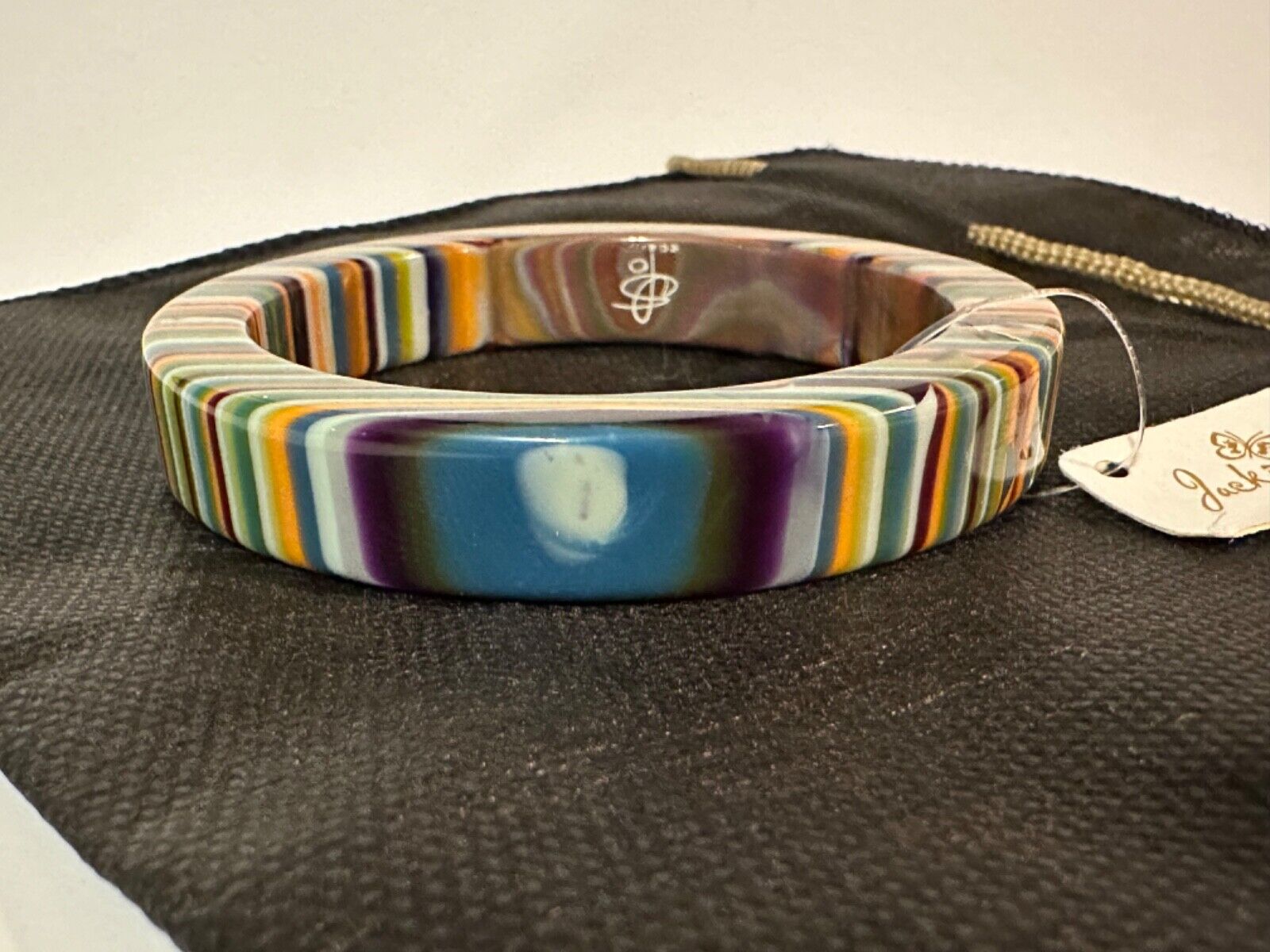 Jackie Brazil "Cat Eye" Liquorice Allsorts with Cat Eye Winter Colour 1.3cm Resin Bangle ( B1034 )