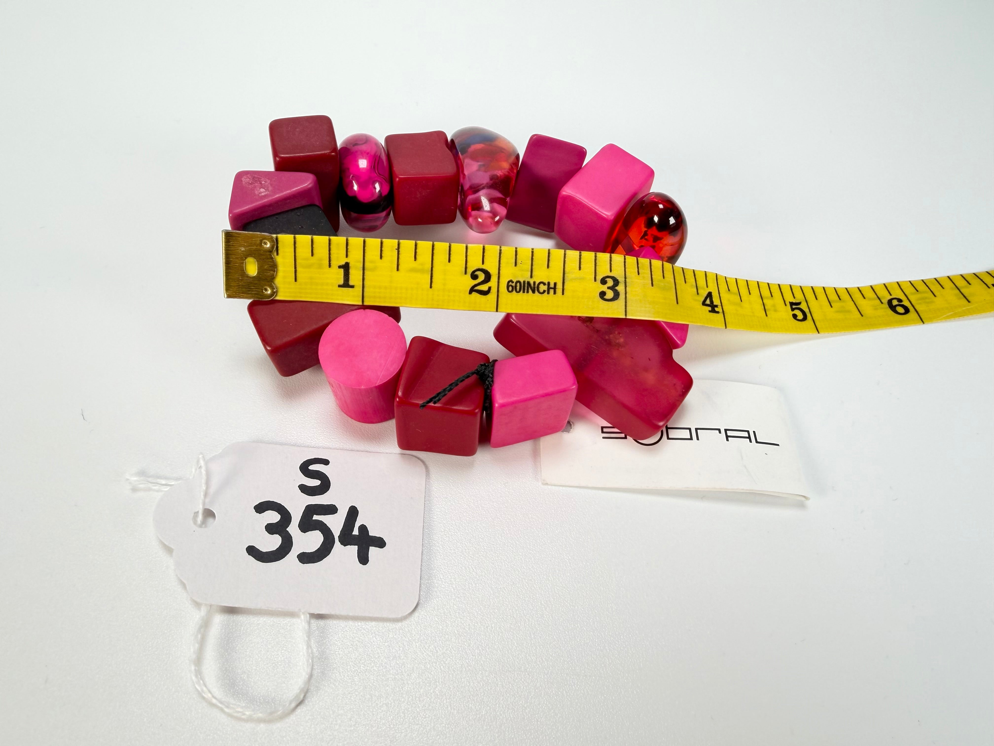 Sobral - Indiana "Cereja" Pink Elasticated Resin Bracelet ( 000210 )