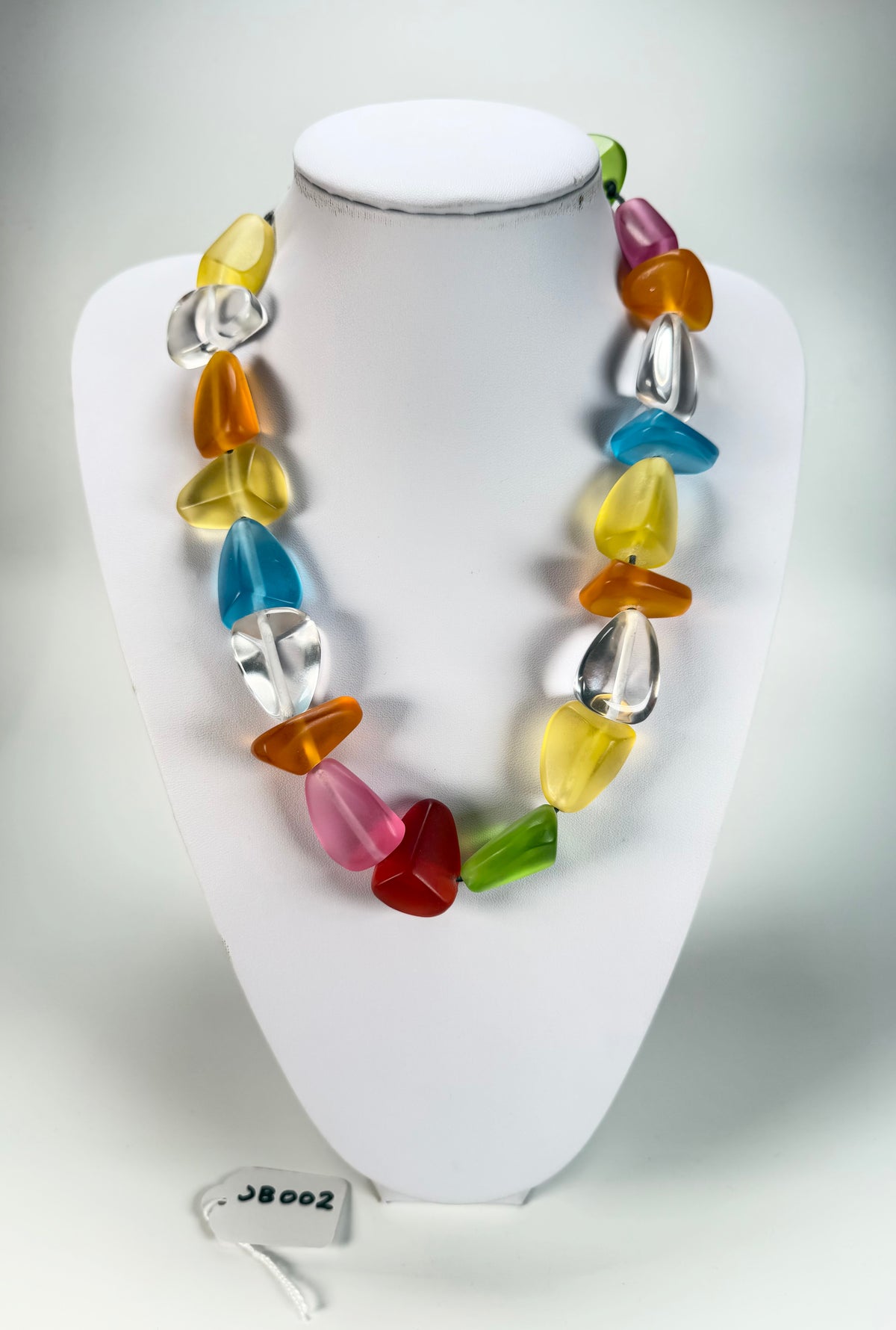 Jackie Brazil "Diamonds" Transparent Summer Frost Flintstone Bone 55cm Necklace ( N0061 )