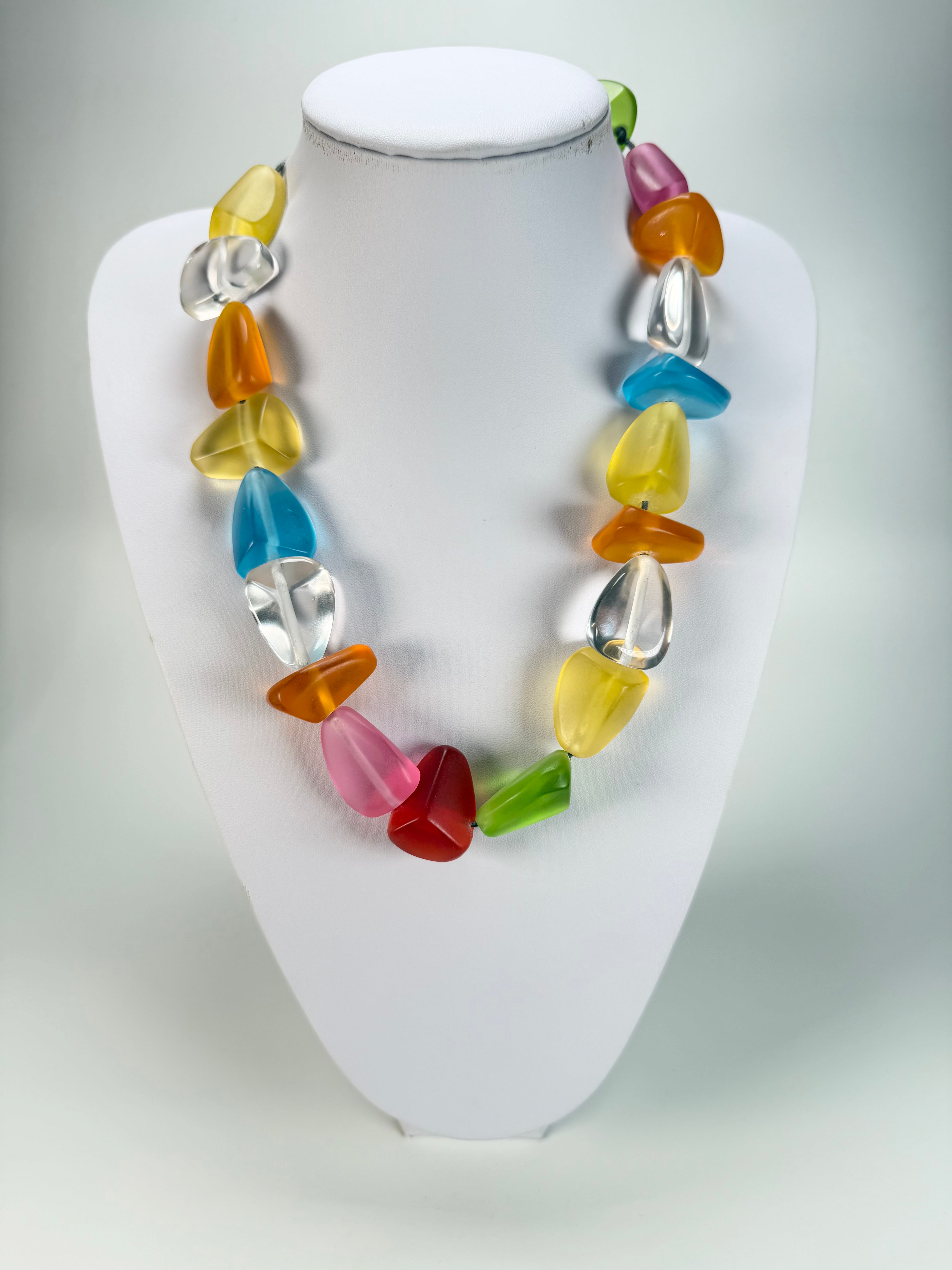 Jackie Brazil "Diamonds" Transparent Summer Frost Flintstone Bone 55cm Necklace ( N0061 )