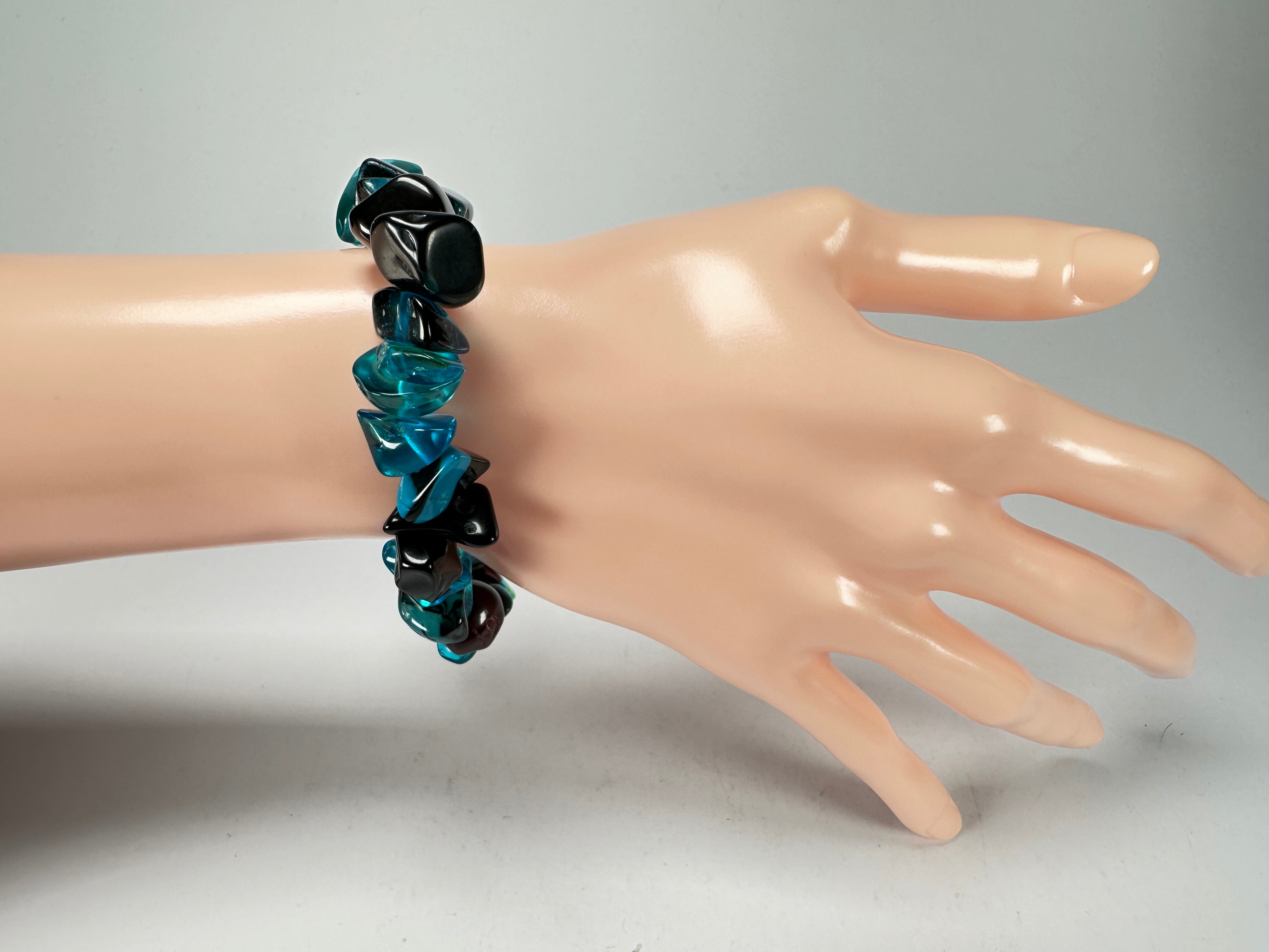 Jackie Brazil "Orient Express" 1 Strand Small Light Blue Mix Beads on Elastic Resin Bracelet ( B3547 )