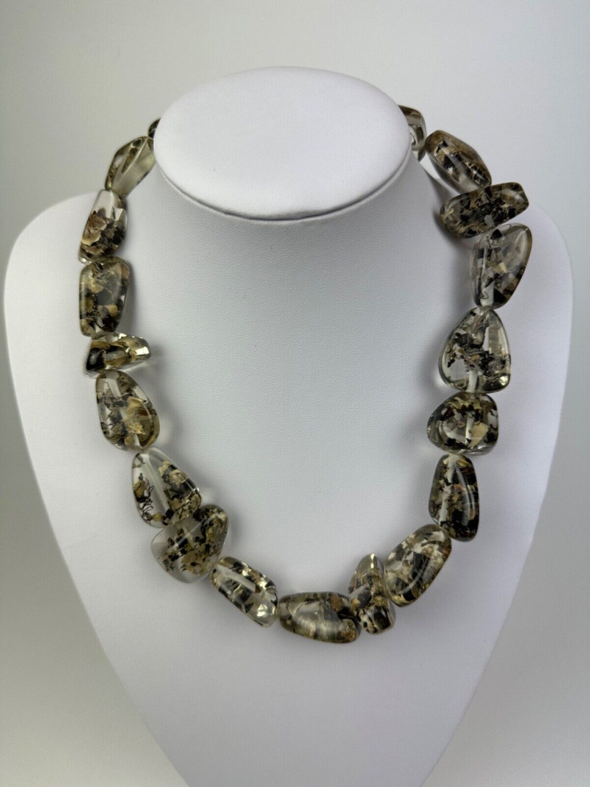 Jackie Brazil "Diamonds" Seaweed Flintstone Bone 55cm Necklace ( N0061 )