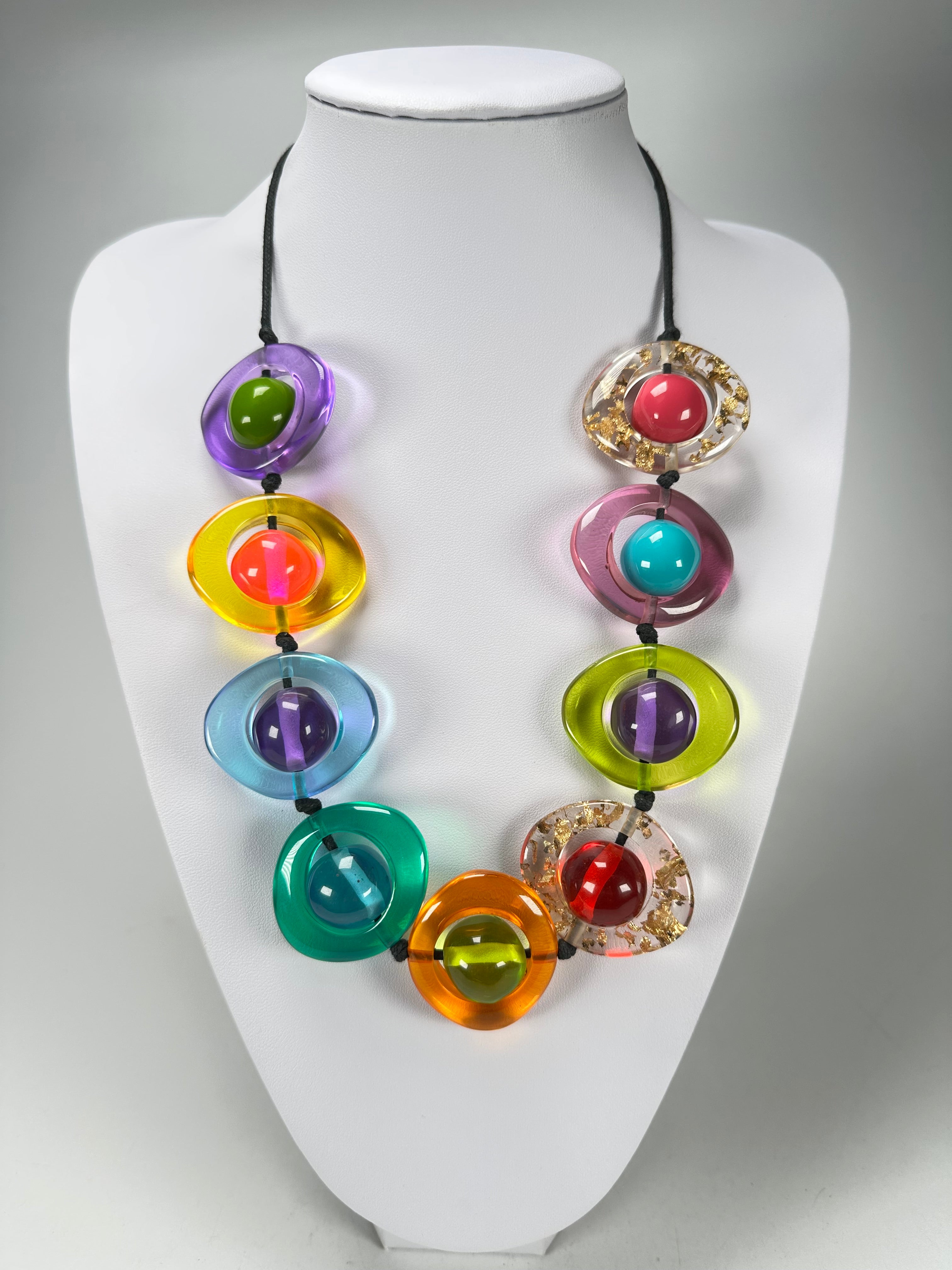 Jackie Brazil "Saturn" Transparent Disc & Ball On String Short 50cm Necklace ( N0051 )