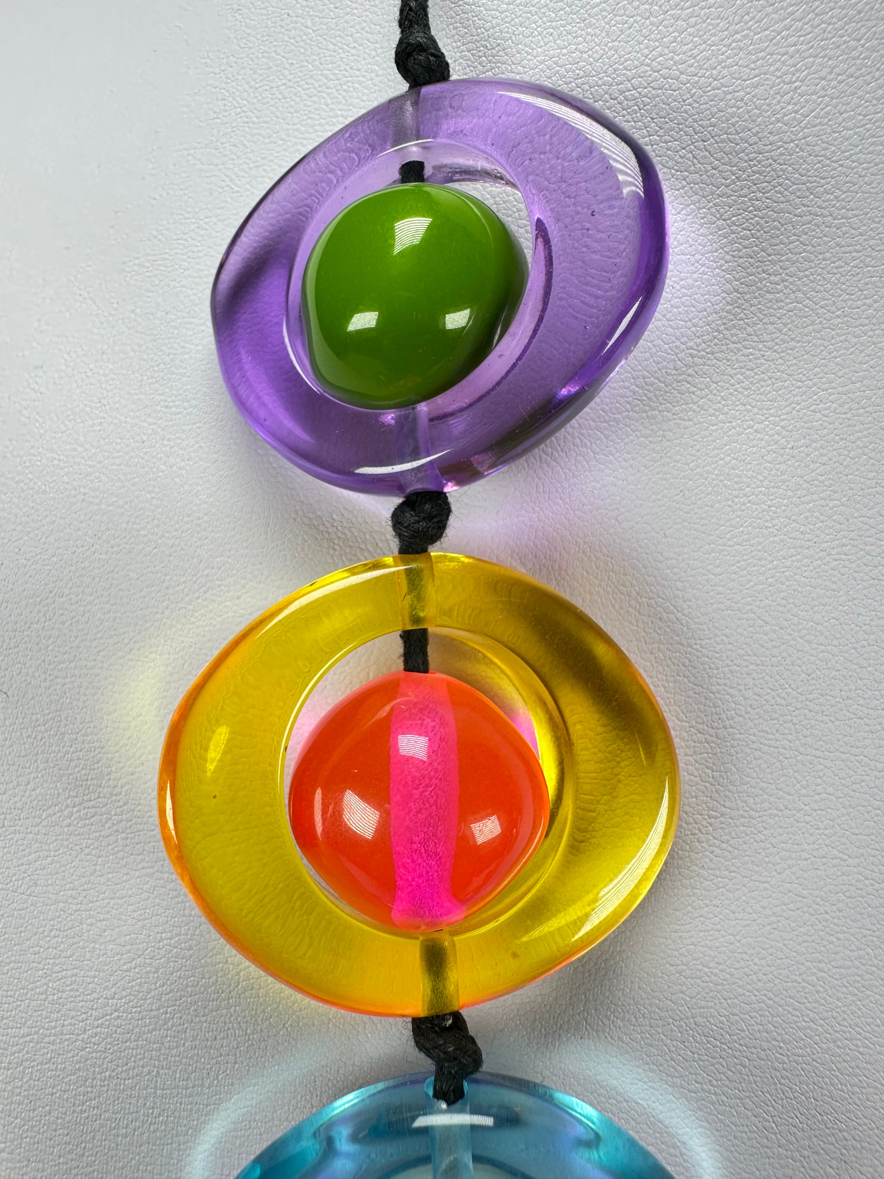 Jackie Brazil "Saturn" Transparent Disc & Ball On String Short 50cm Necklace ( N0051 )