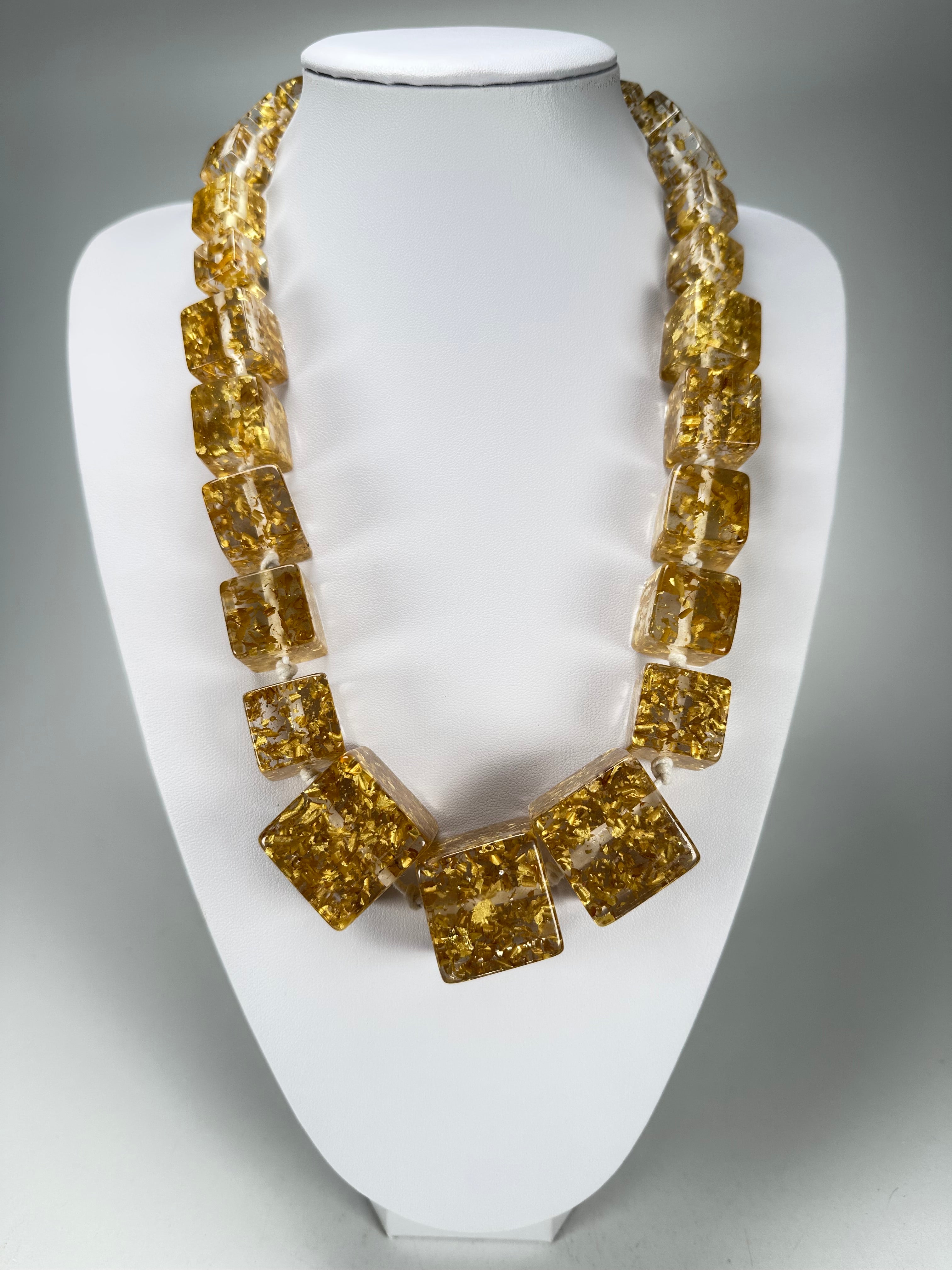 Jackie Brazil "Gold Flakes" Mix Size Liquorice Cubes Resin Necklace ( N3343 )