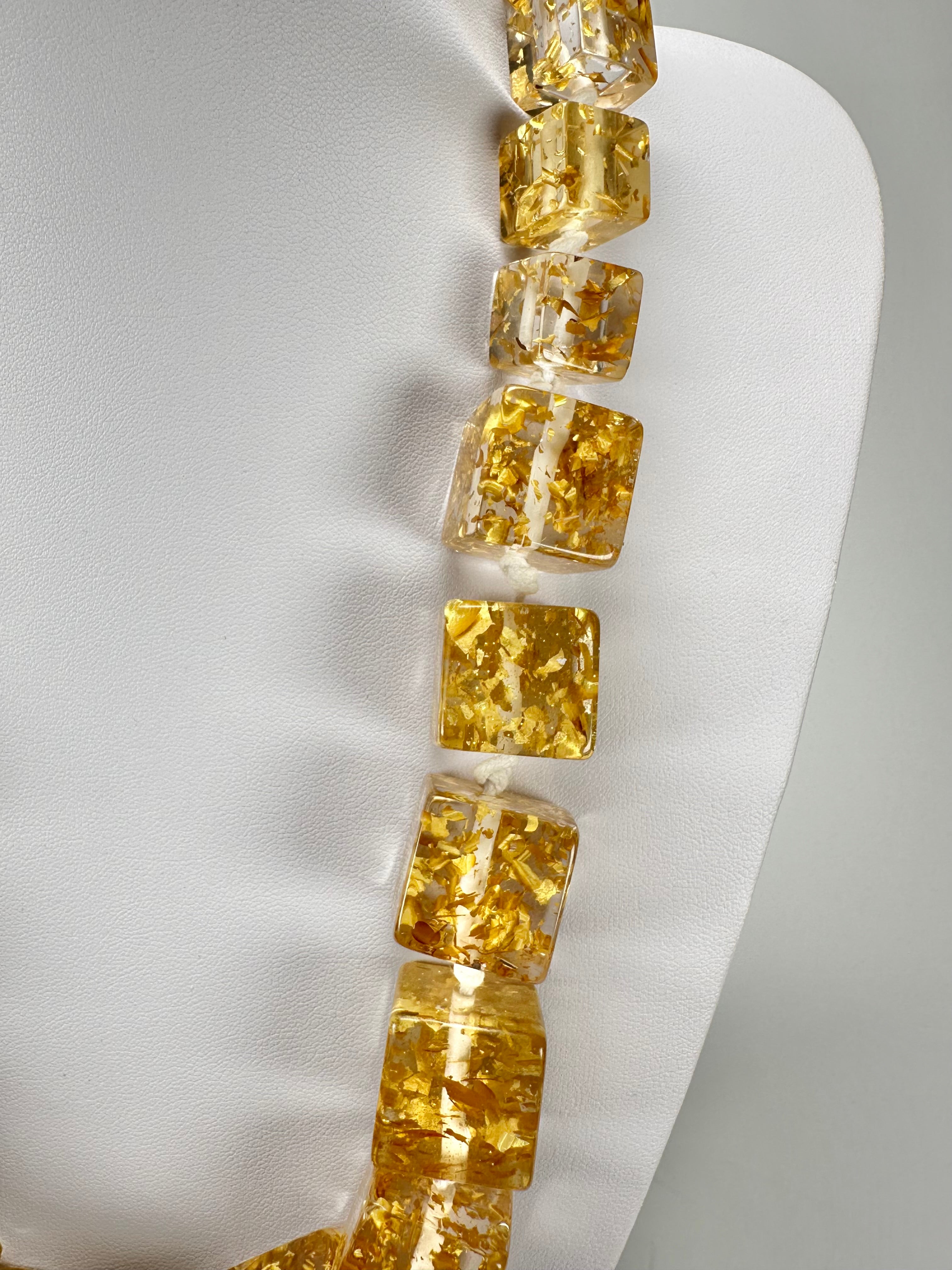 Jackie Brazil "Gold Flakes" Mix Size Liquorice Cubes Resin Necklace ( N3343 )