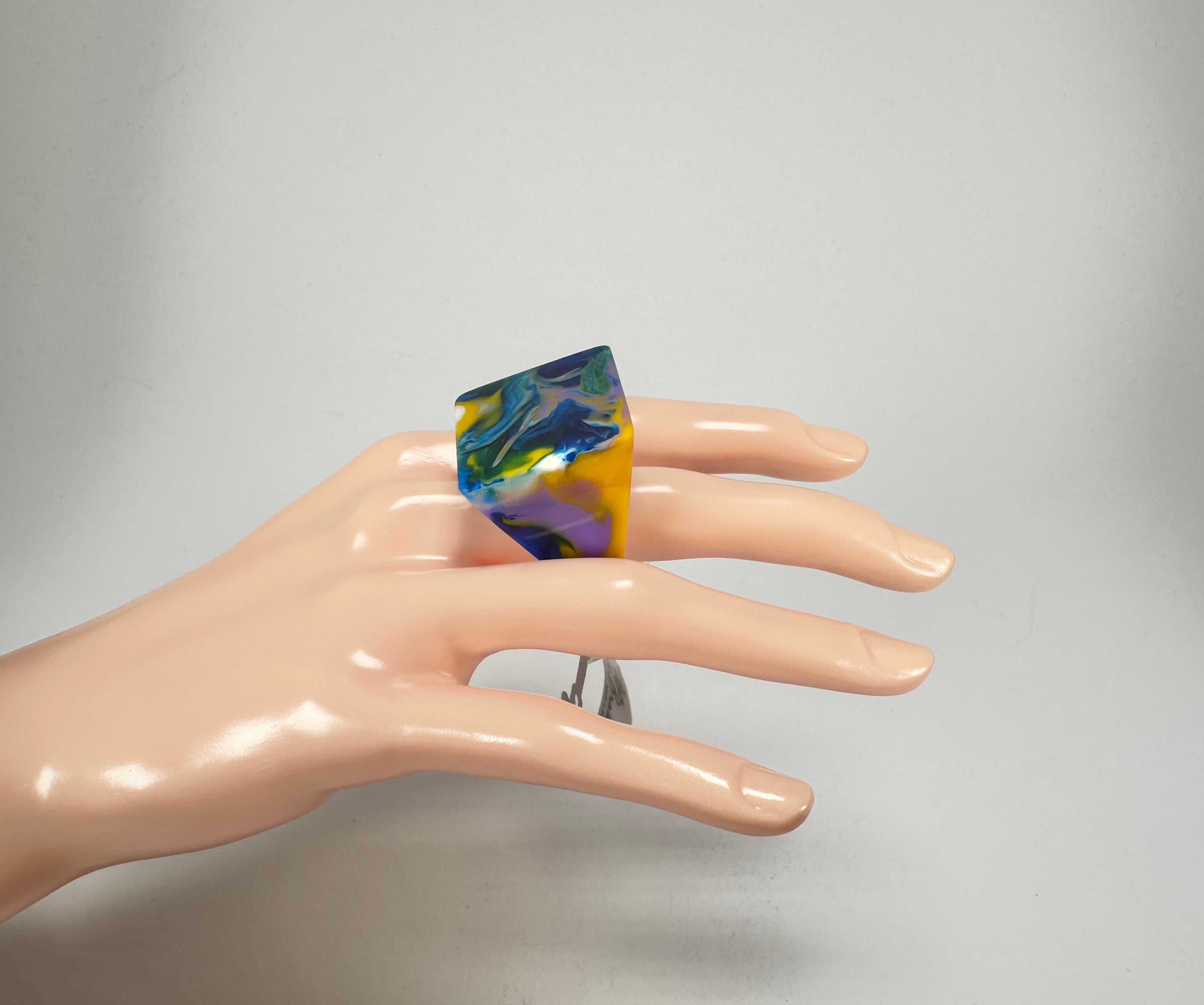 Jackie Brazil "Marble" Large Square Resin Ring ( R1715 ) Size UK T / USA 9.5