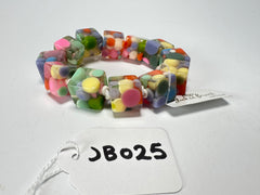 Jackie Brazil "Spots" Spotted Cubes On Elastic Resin Bracelet ( B1284 )